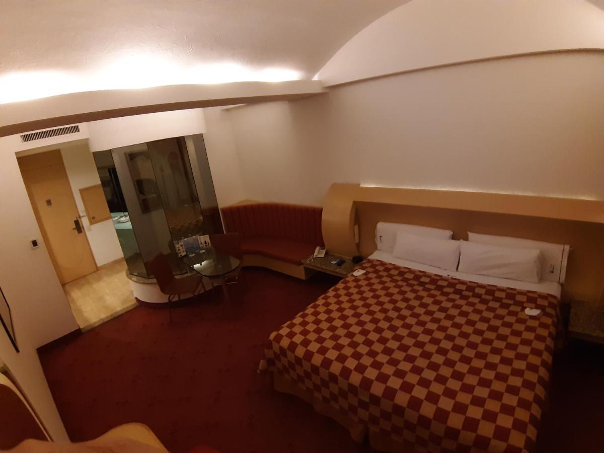 Auto Hotel Legaria Мексико Сити Екстериор снимка